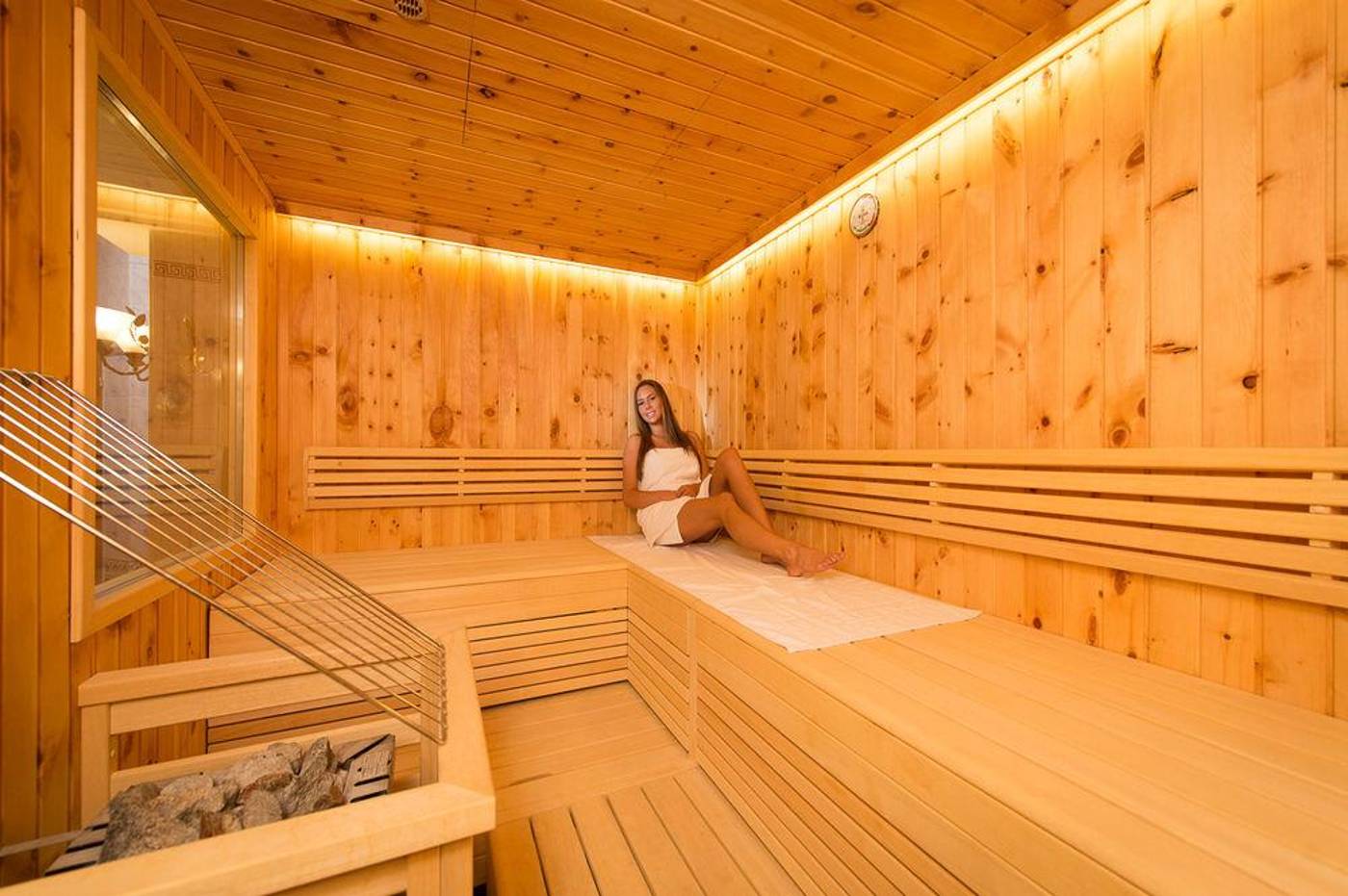 Hubertushof-Austria-ANIF -General view-8