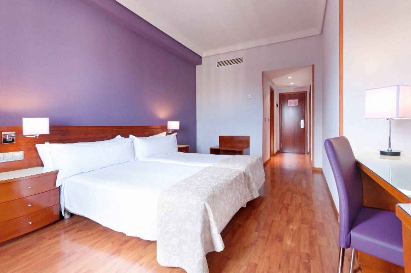 Hotel-Madrid-Centro-Affiliated-by-Melia-Room-19