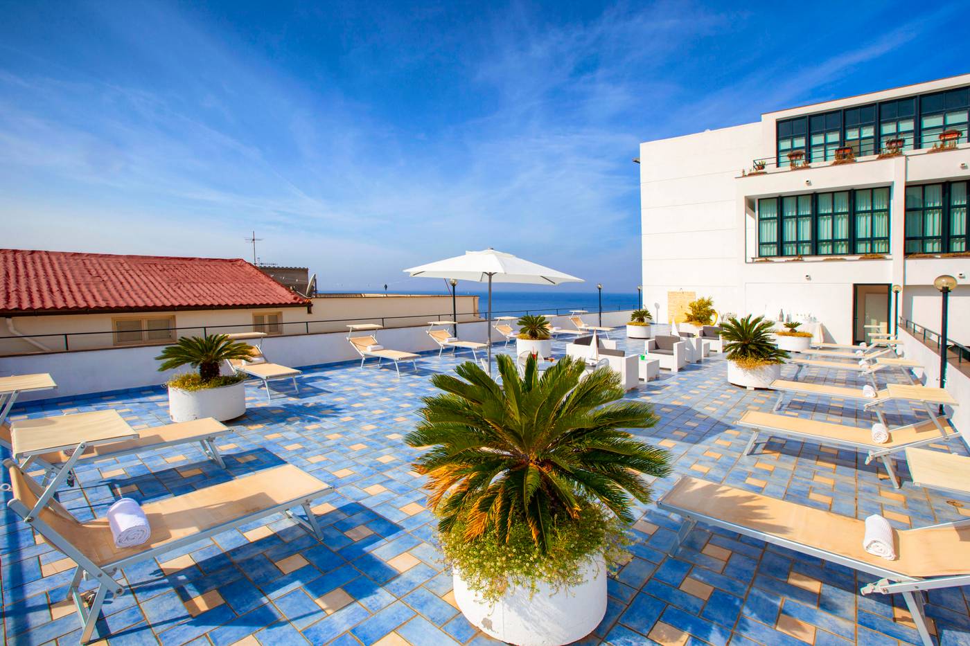 Panorama-Palace-Terrace-2