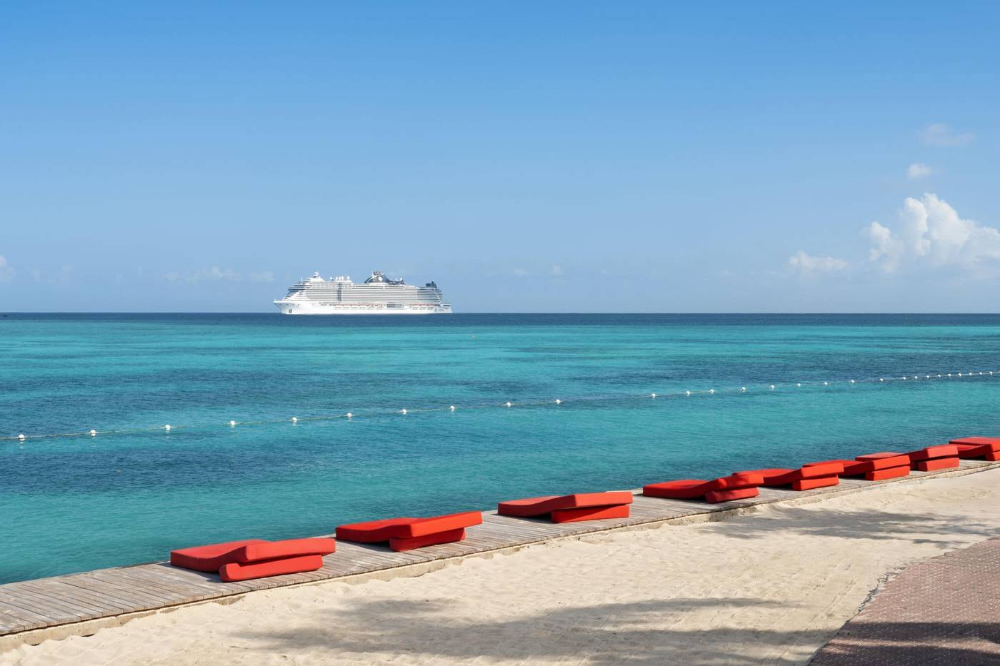 Grand-Decameron-Montego-Bay--A-Trademark-All-Inclusive-General-view-7