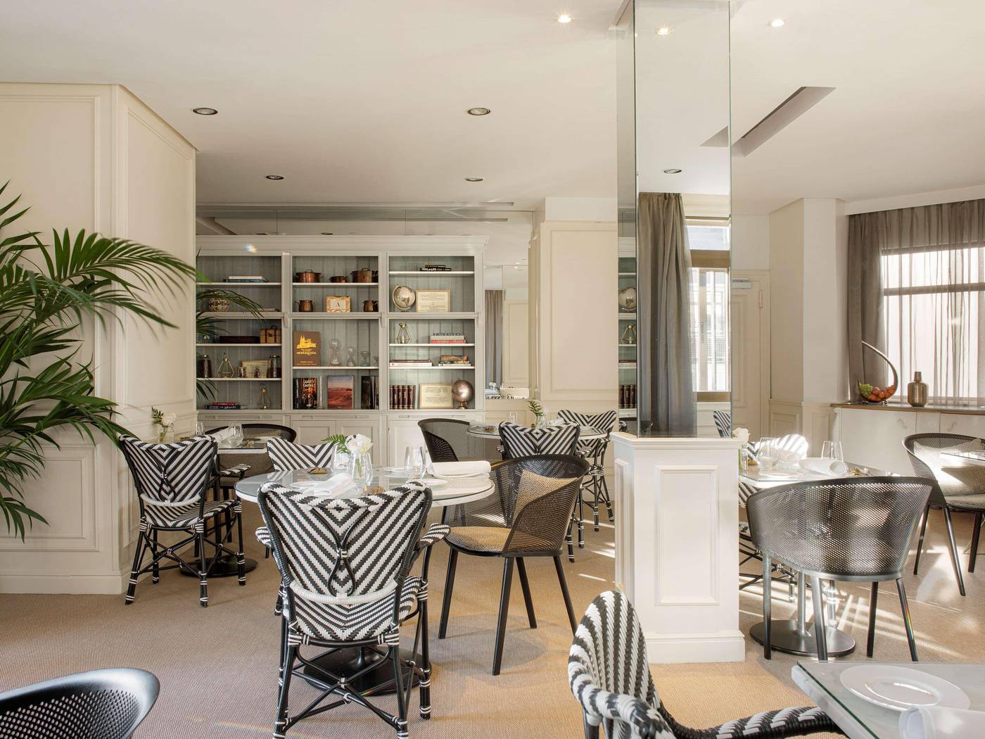 F-nix-Gran-Melia-Restaurant-18