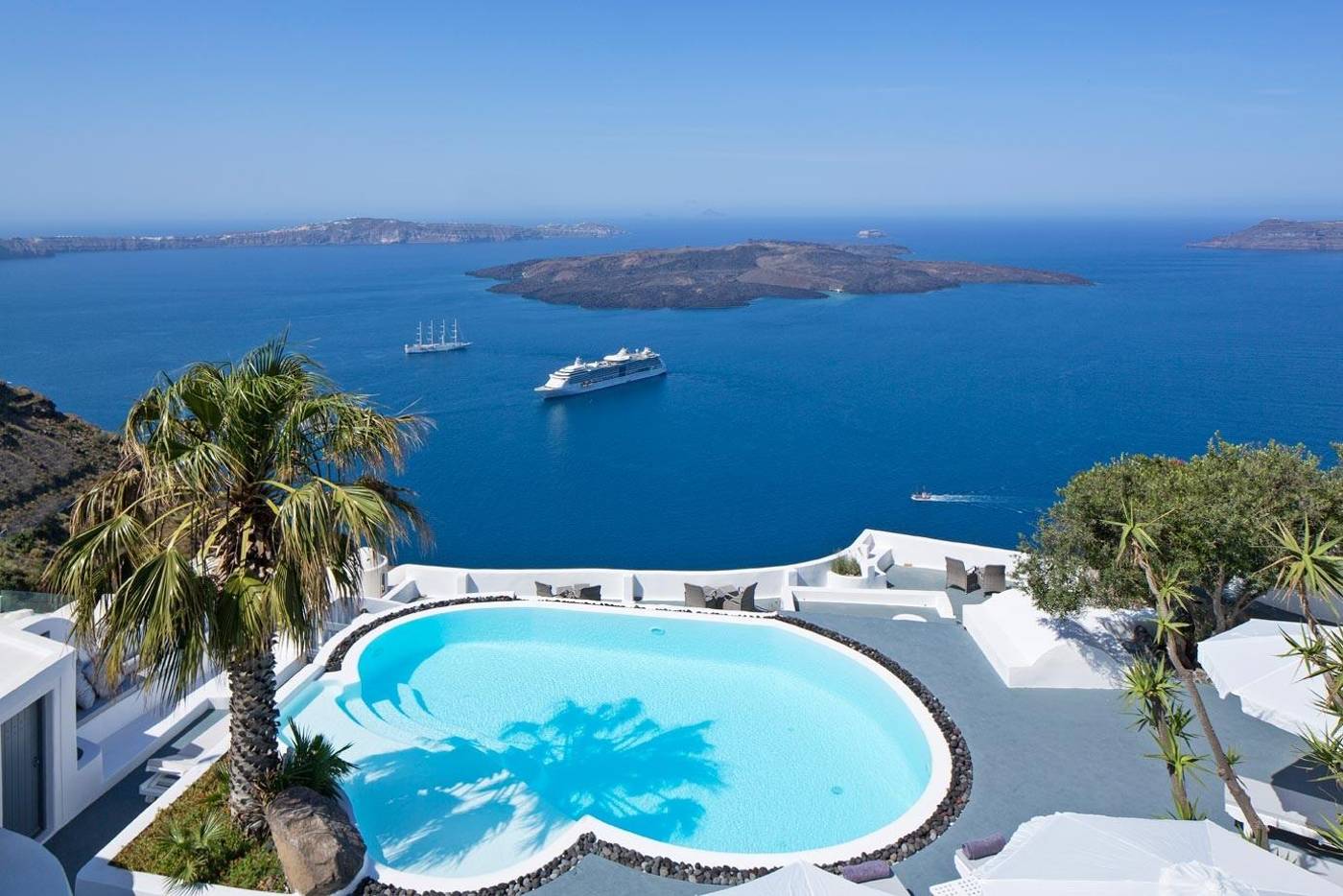 Alta-Vista-Suites-Pool-1