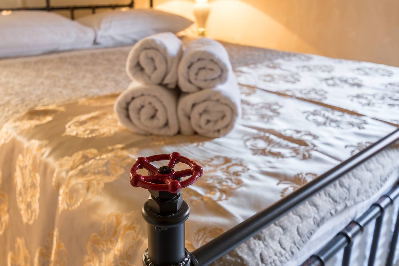 Heritage-Palace-Varos---Quaint---Elegant-Hotels-Room-52