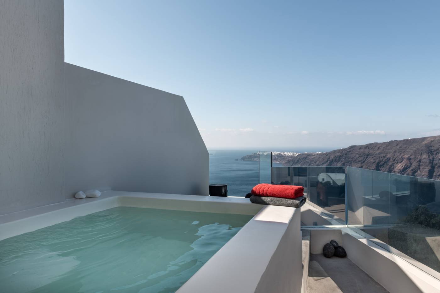 West-East-Suites-Room-89