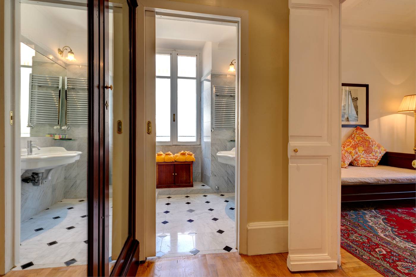 Grand-Hotel-Plaza-Room-36