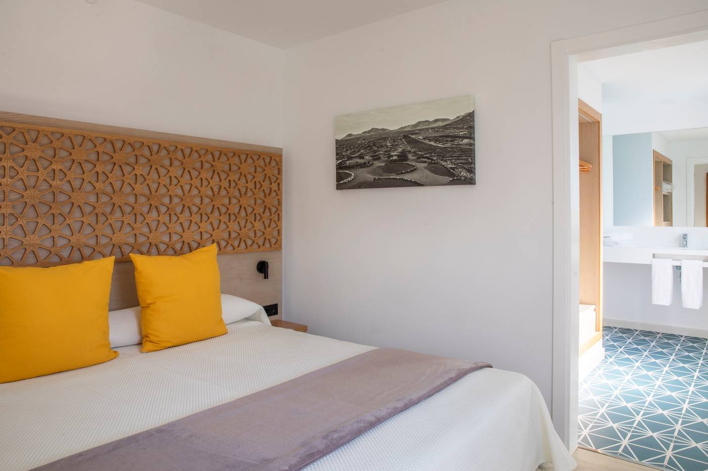 Oasis-Lanz-Beach-Mate-Room-37