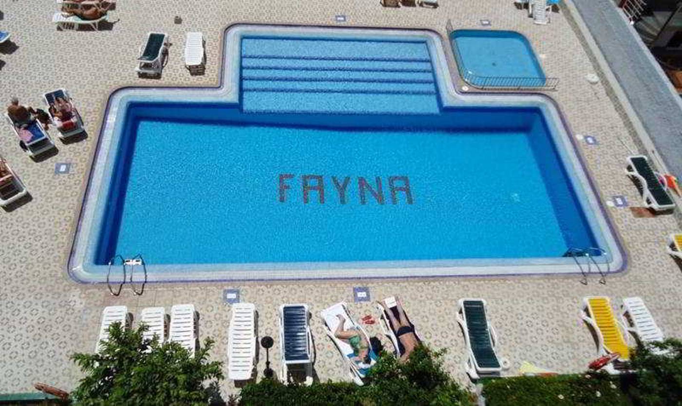 Fayna-Pool-10