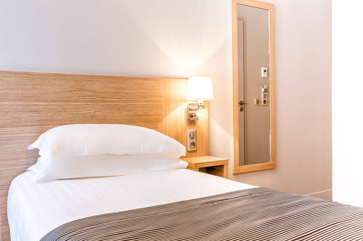 Hotel-Paris-D-Issy-Porte-De-Versailles-Room-24