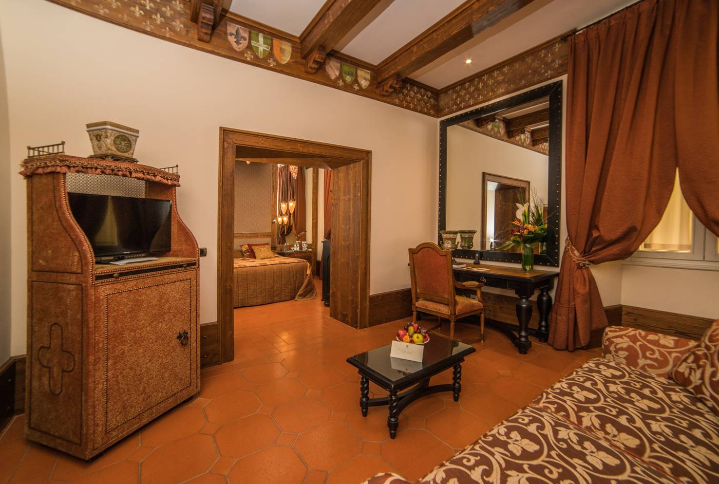 Bernini-Palace-Room-40