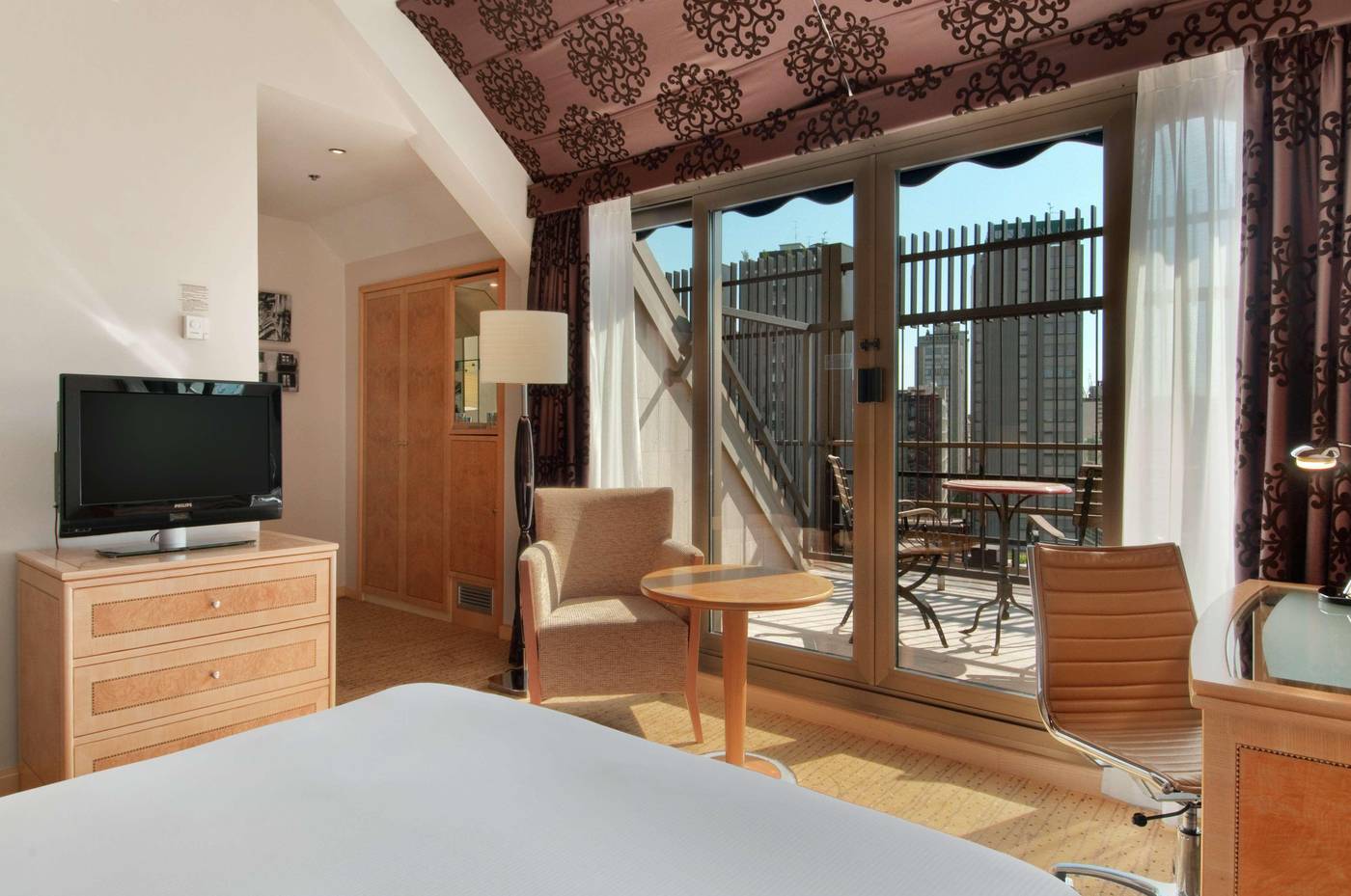 Hilton-Milan-Room-31