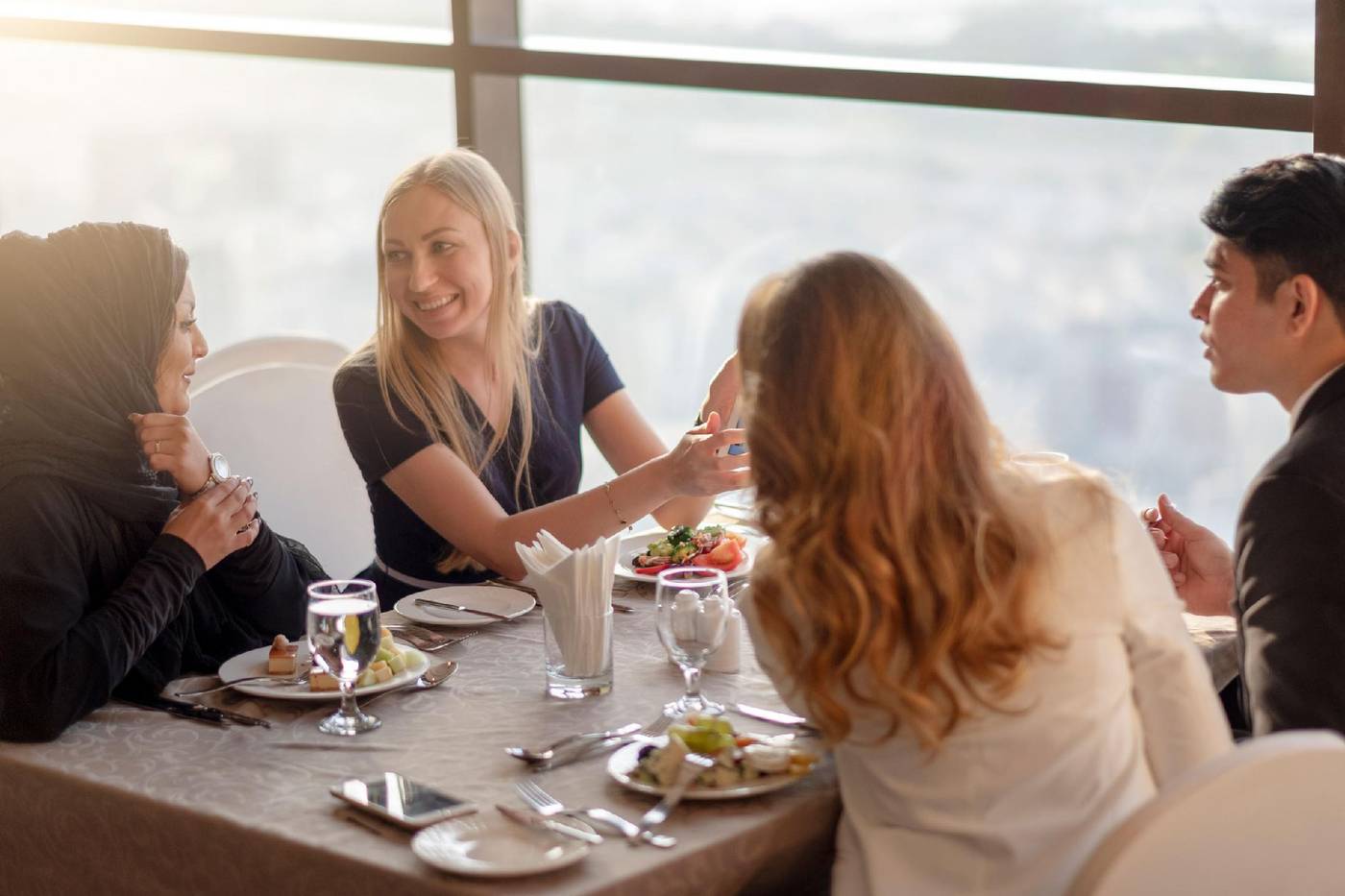 Gloria-Hotel---Furnished-Apartments-FZ--LLC-Restaurant-51