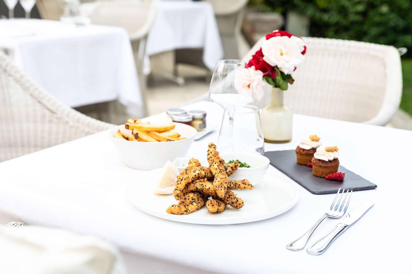 Waldorf-Astoria-Versailles---Trianon-Palace-Restaurant-88