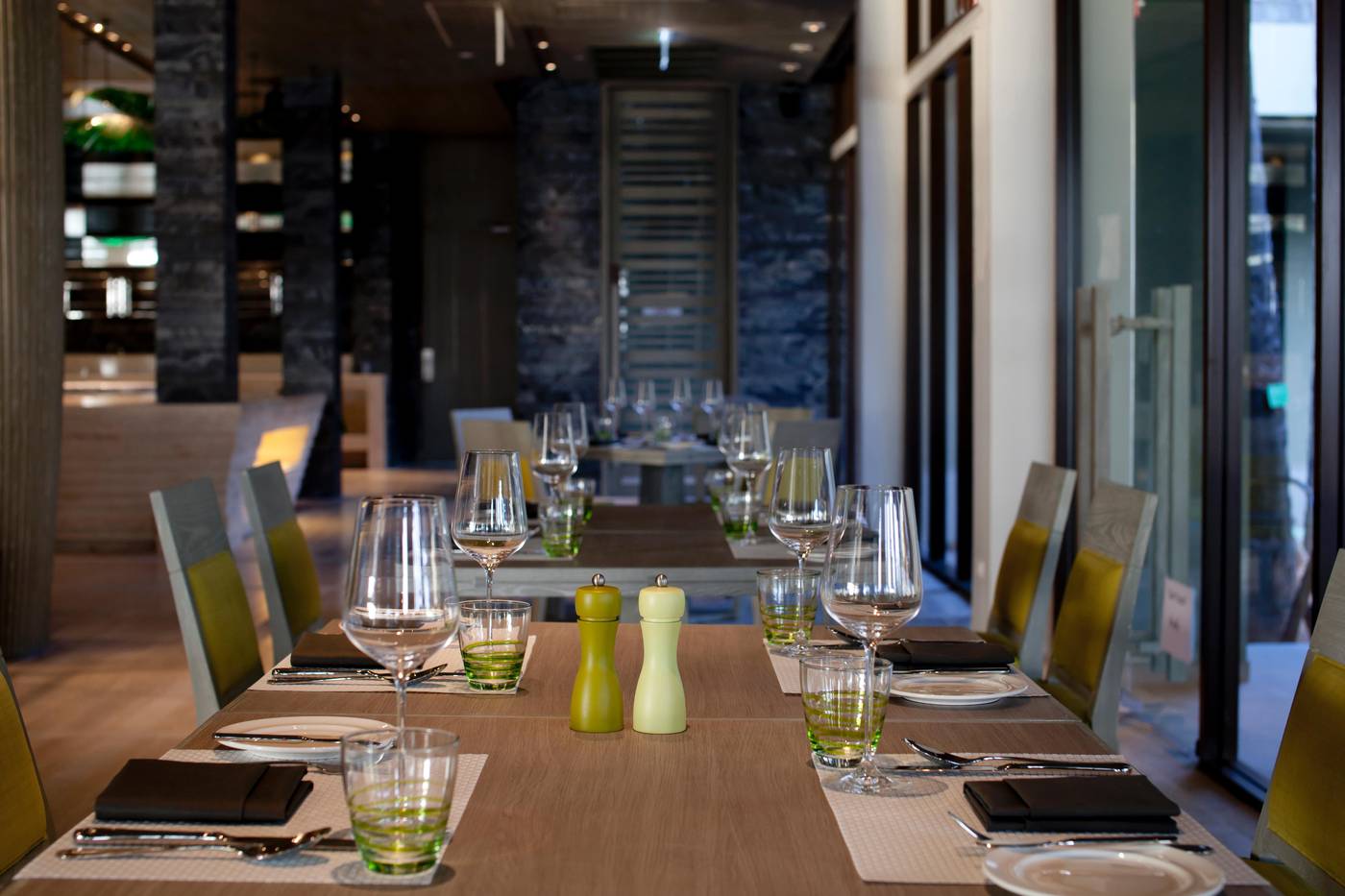 Pullman-Phuket-Arcadia-Resort-Restaurant-52