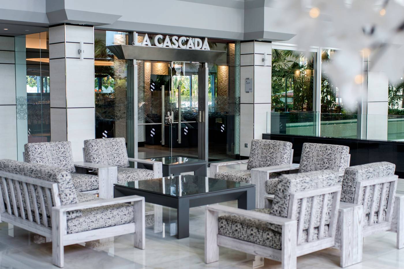 Spring-Hotel-Vulcano-Lobby-51