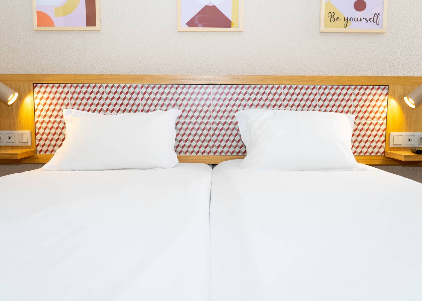 Flag-Lisboa-Oeiras-Room-7