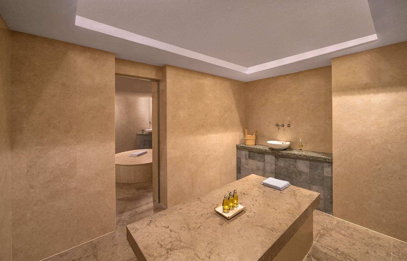 Hyatt-Regency-Dubai-Creek-Heights-Sports-and-Entertainment-53