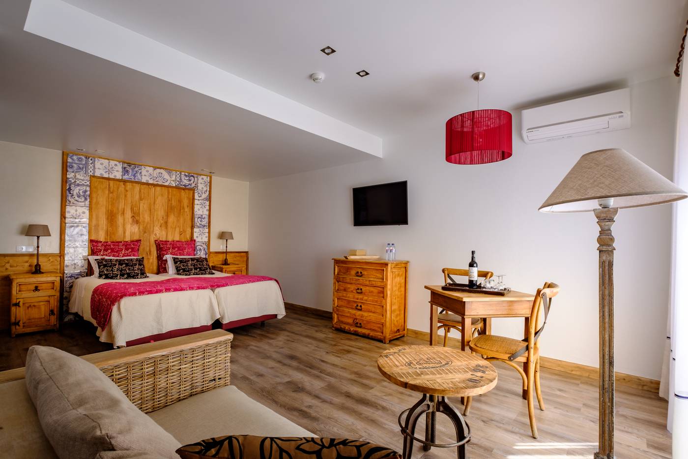 Vilas-Dinis---Adults-Only-Room-28