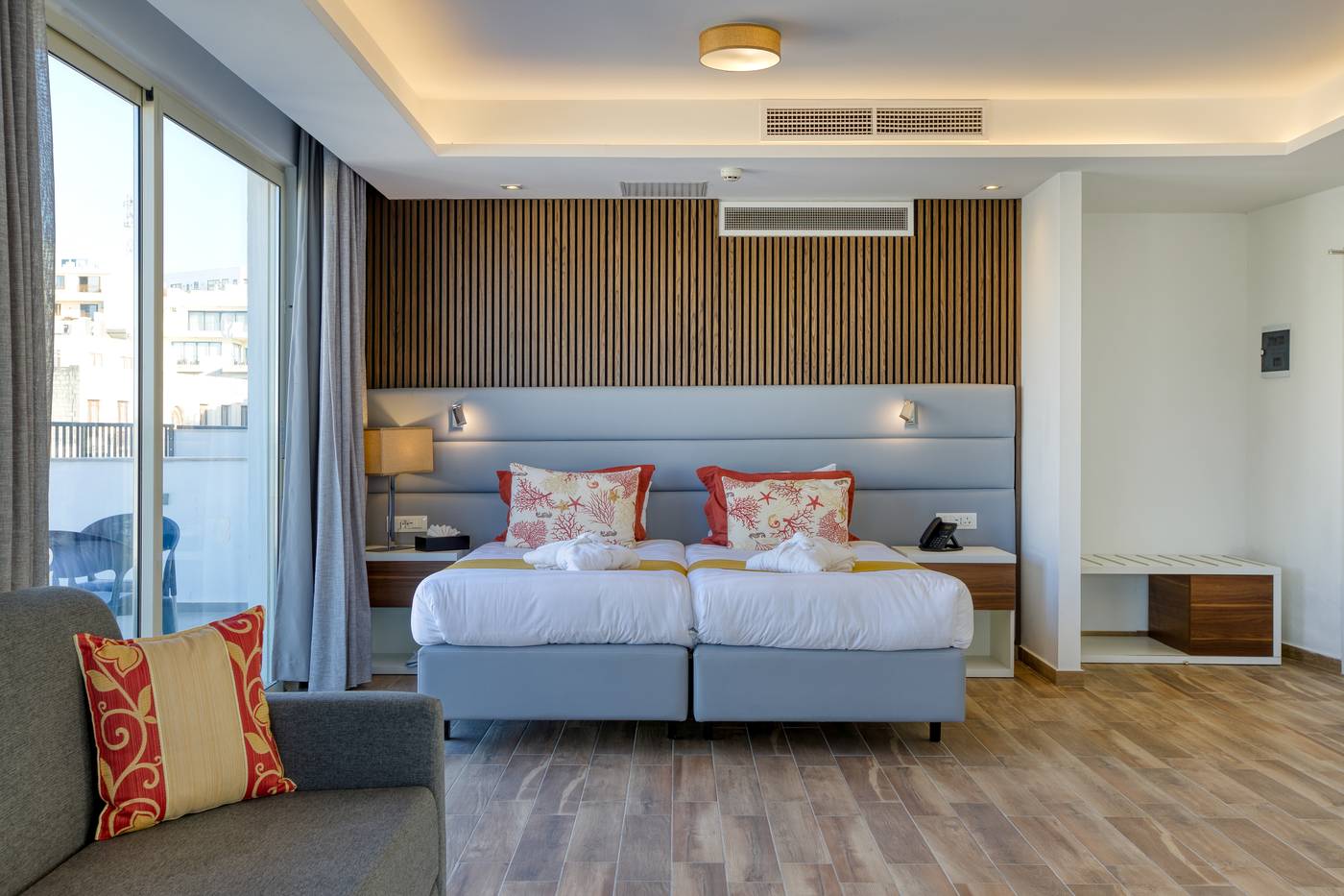 Solana-Hotel---Spa-Room-21