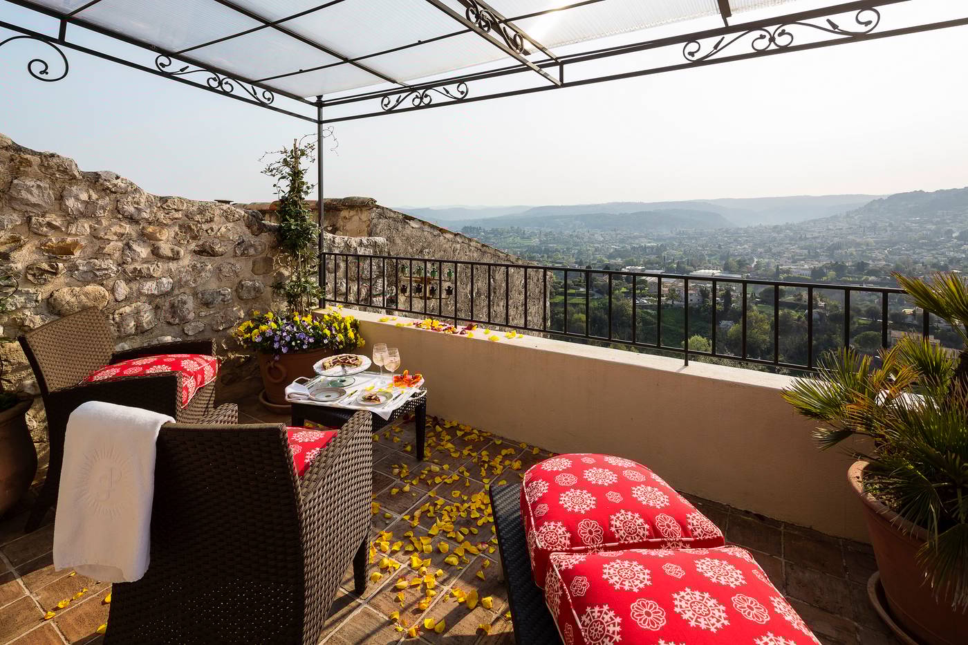 Le-Saint-Paul-Room-17