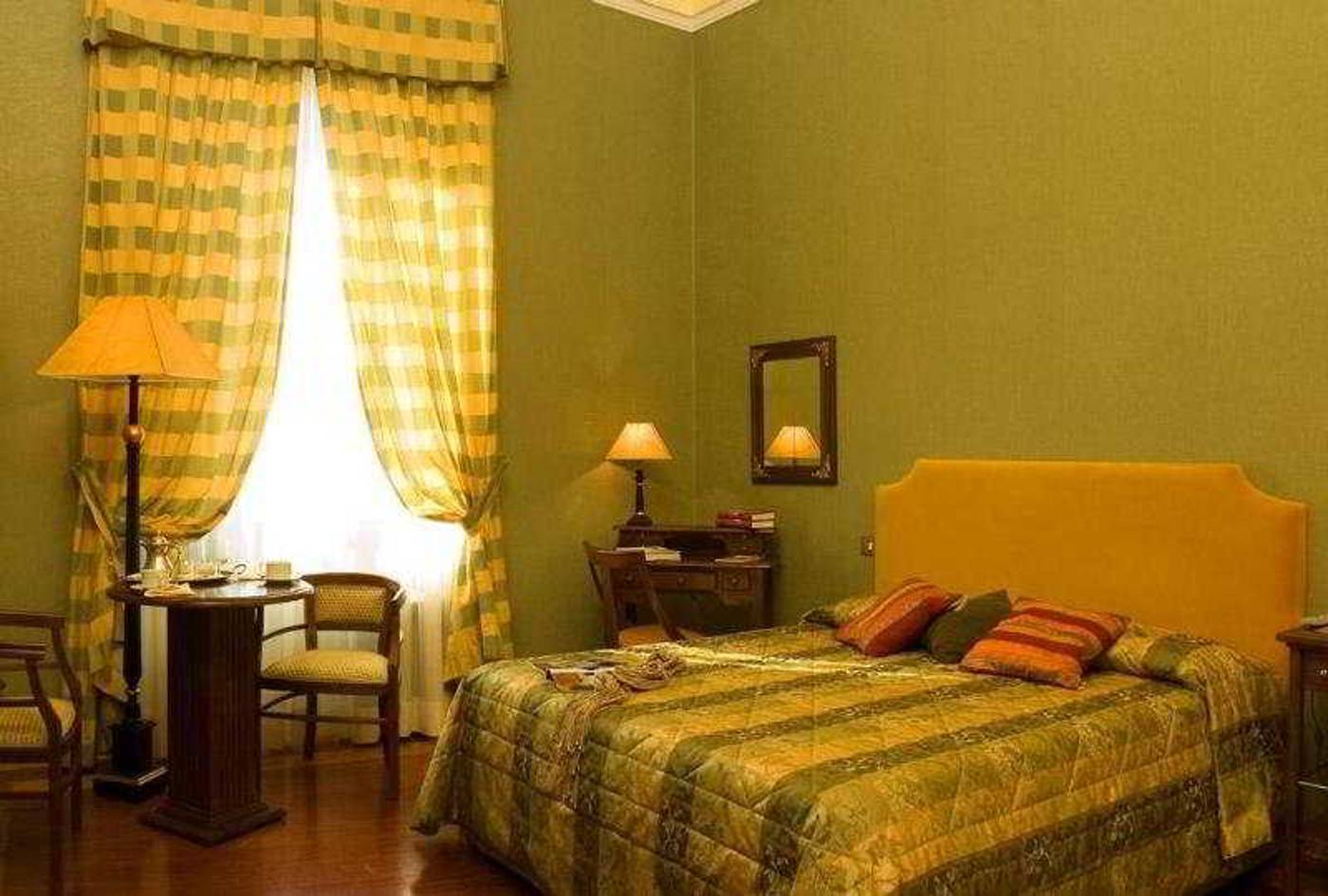 Domus-Livia-Luxury-Suites-Room-6