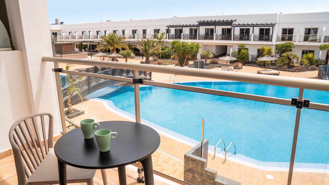 Coral-Cotillo-Beach-Room-79