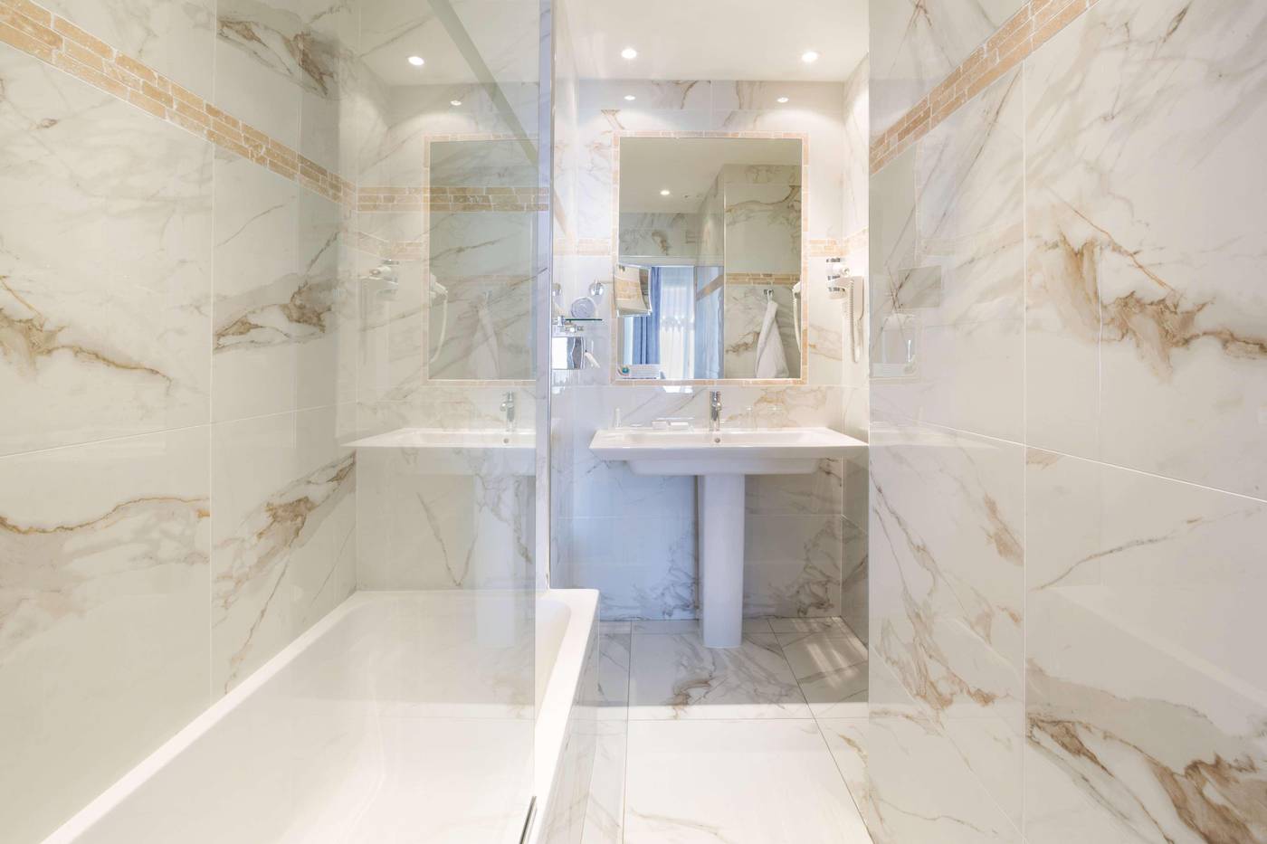 Best-Western-Plus-Massena-Room-60