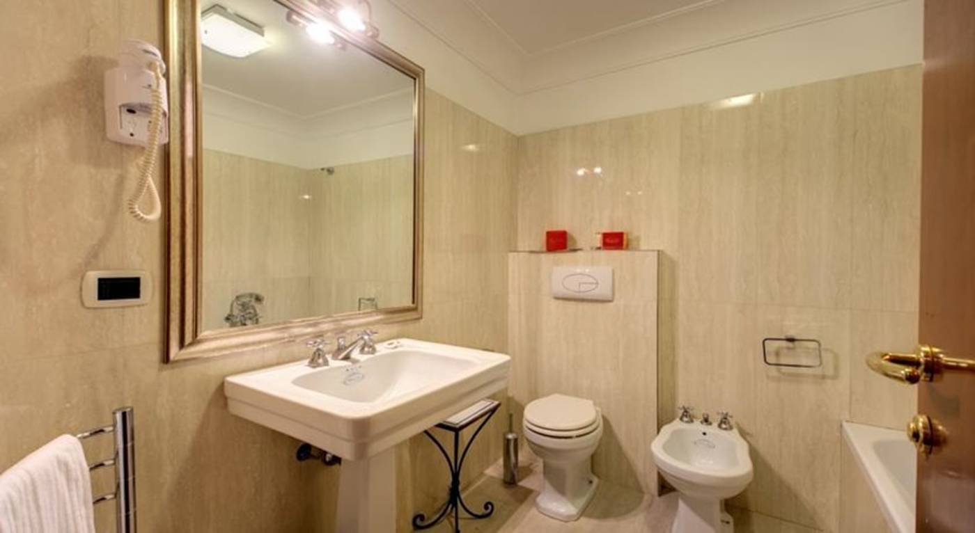 Antico-Palazzo-Rospigliosi-General-view-14