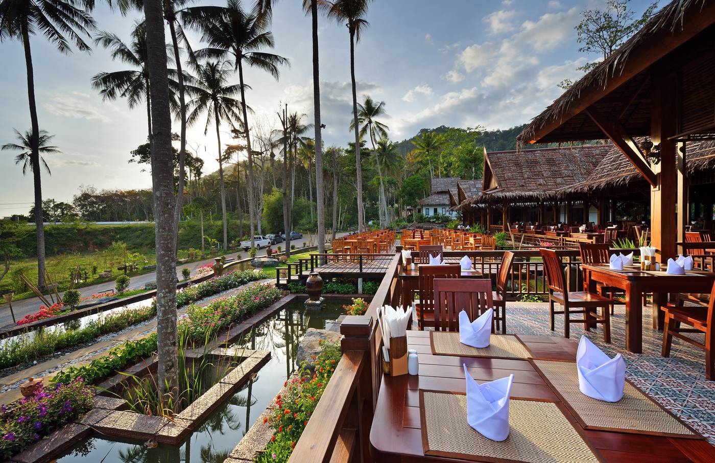 Aonang-Fiore-Resort--SHA-Extra-Plus---Restaurant-18