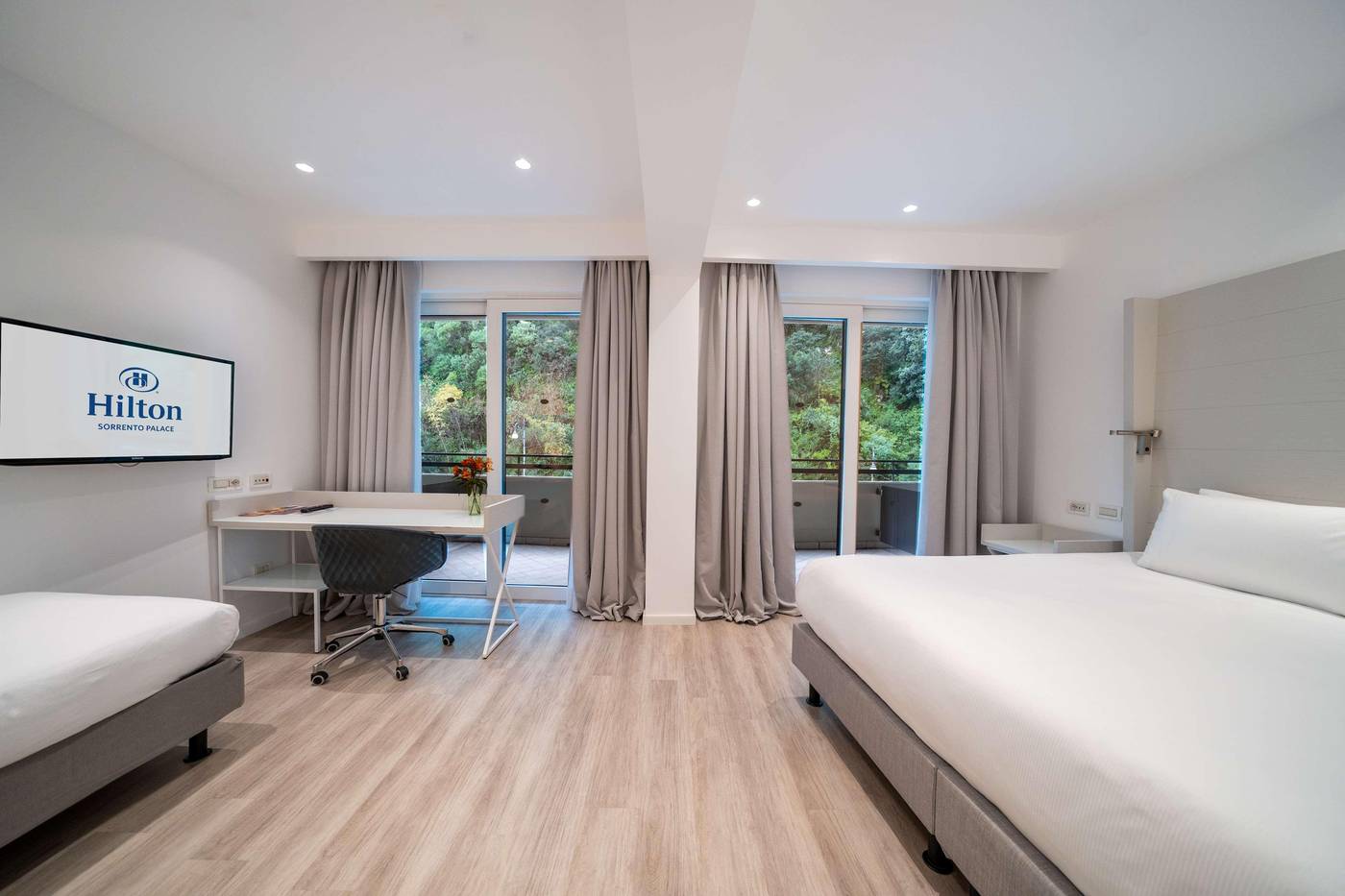 Hilton-Sorrento-Palace-Room-33