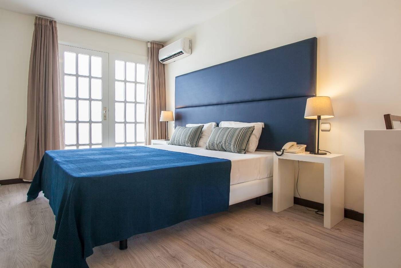 Murdeira-Village-Resort-Room-12