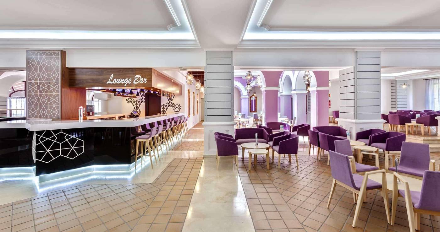 Barcelo-Isla-Canela-Bar-49