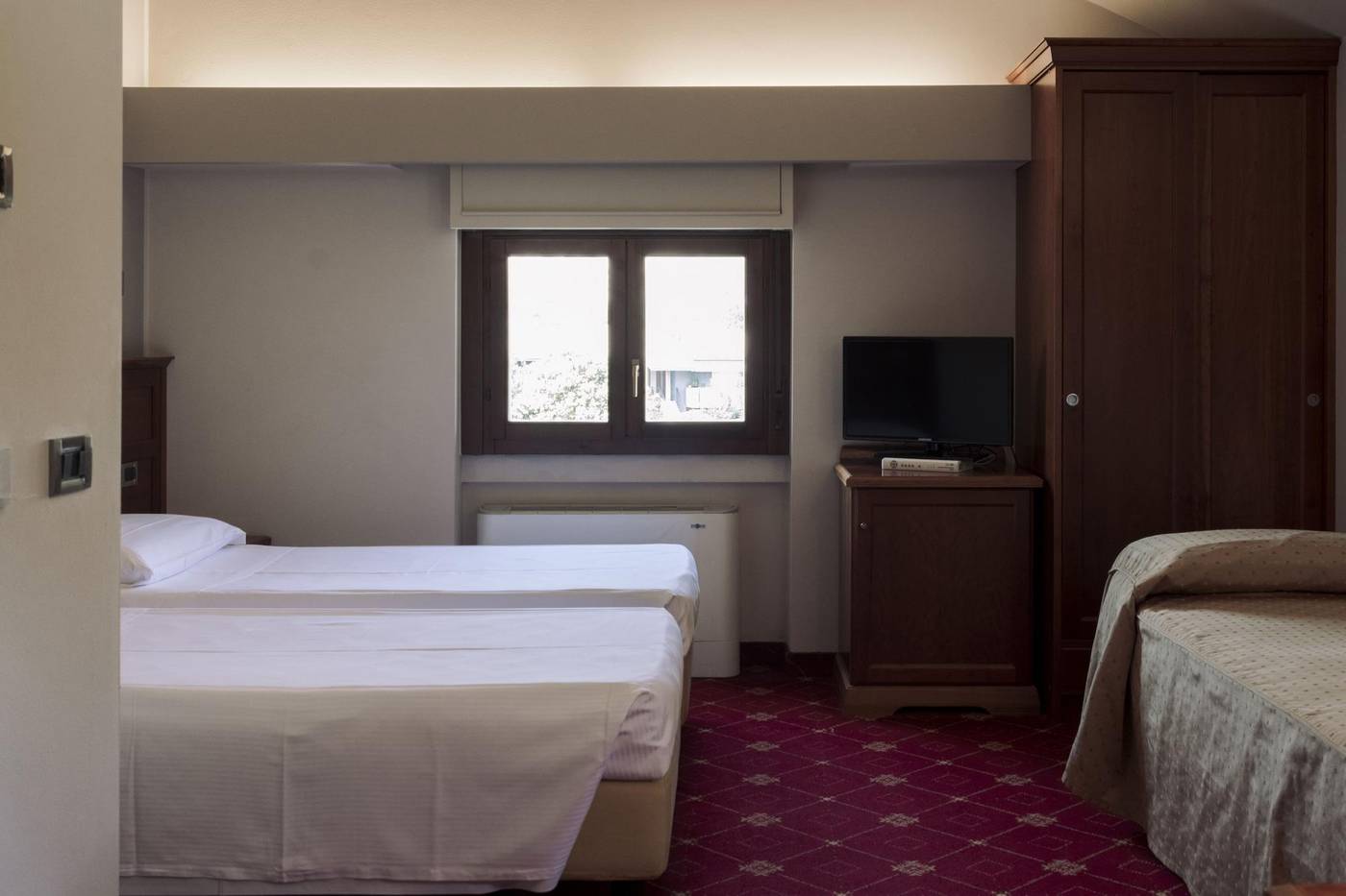 Hotel La Pina-Italy-Rezzato-Room-8