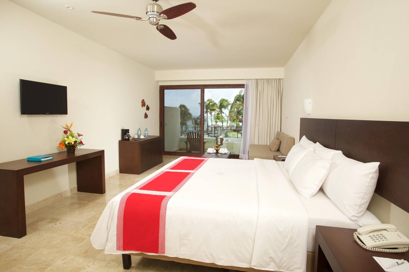 Akumal-Bay-Beach---Wellness-Resort-Room-15