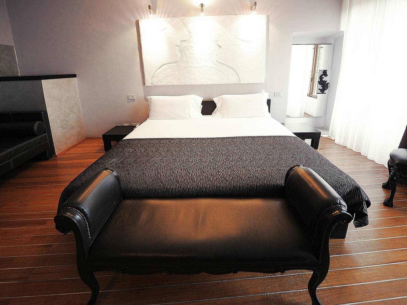 Borghese-Palace-Art-Hotel-Room-31