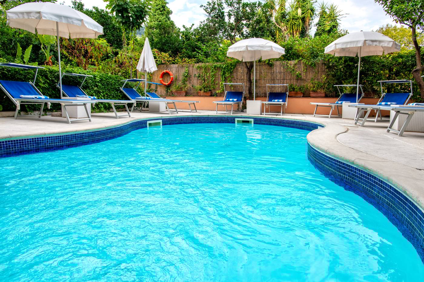 Hotel-Regina-Sorrento-Pool-3