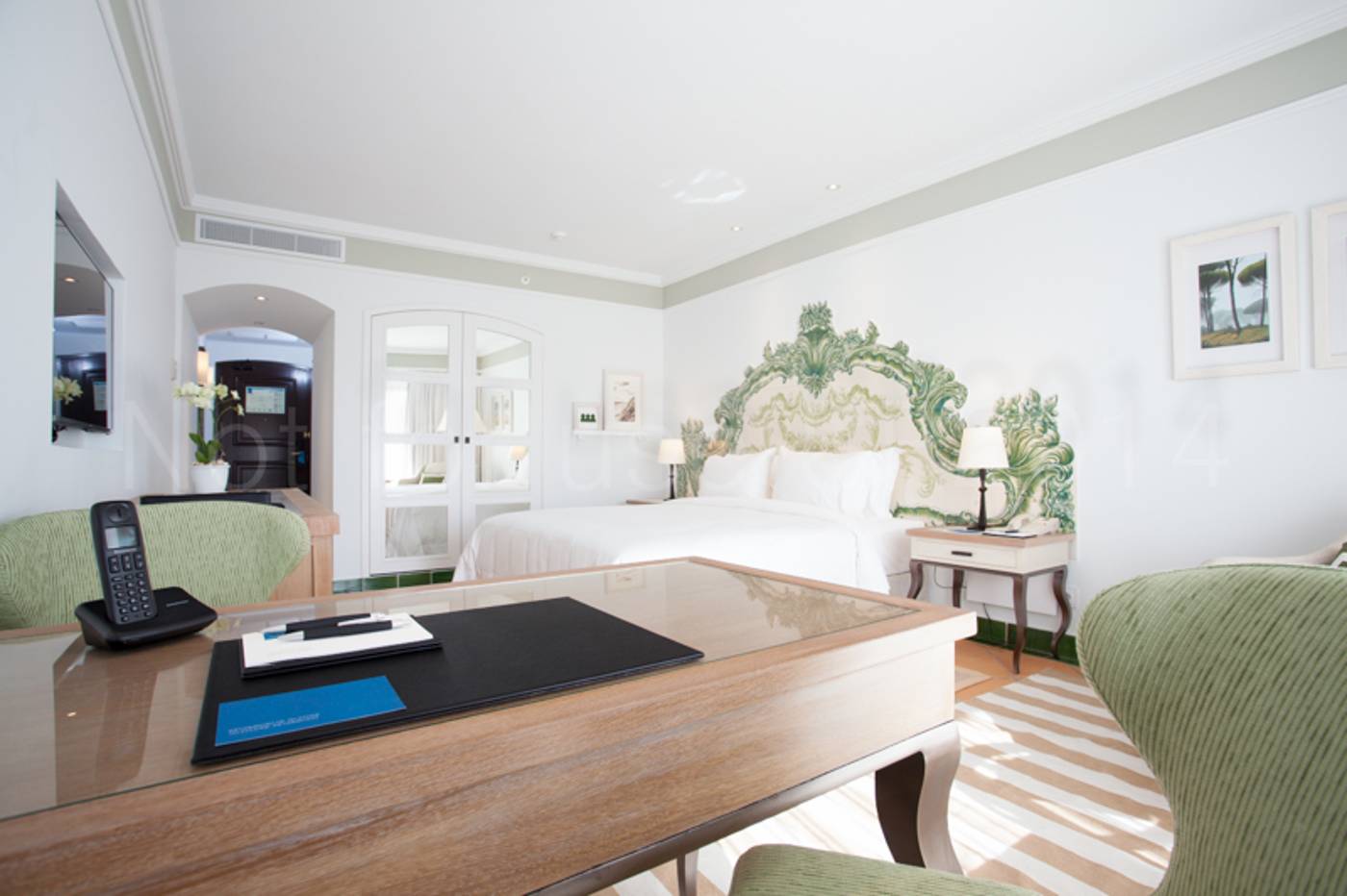 Pine-Cliffs-Hotel--a-Luxury-Collection-Resort-Room-33