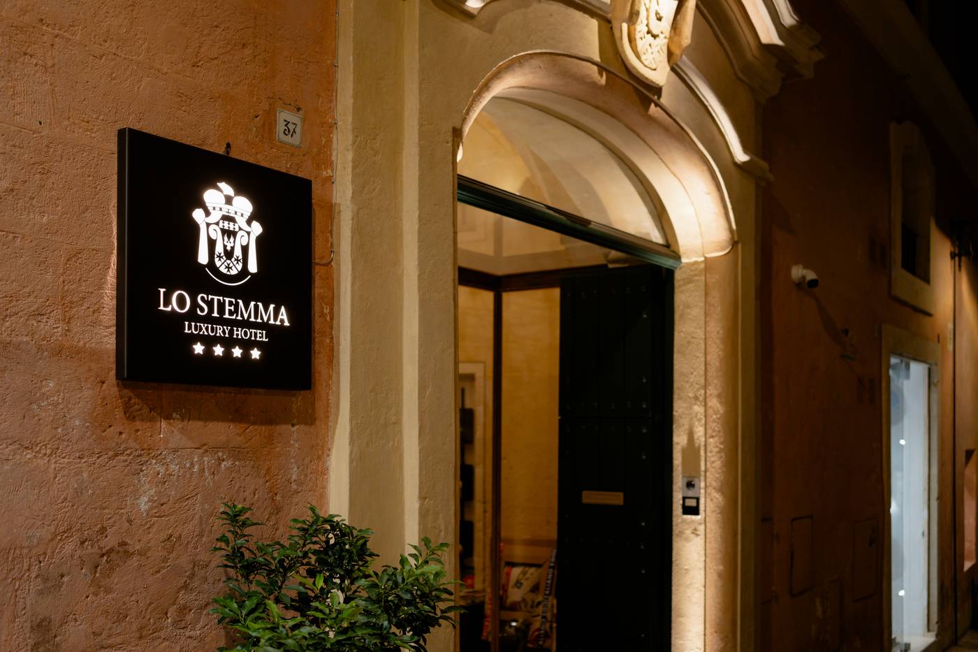 Lo Stemma Luxury Boutique Hotel-Italy-Matera-General view-2