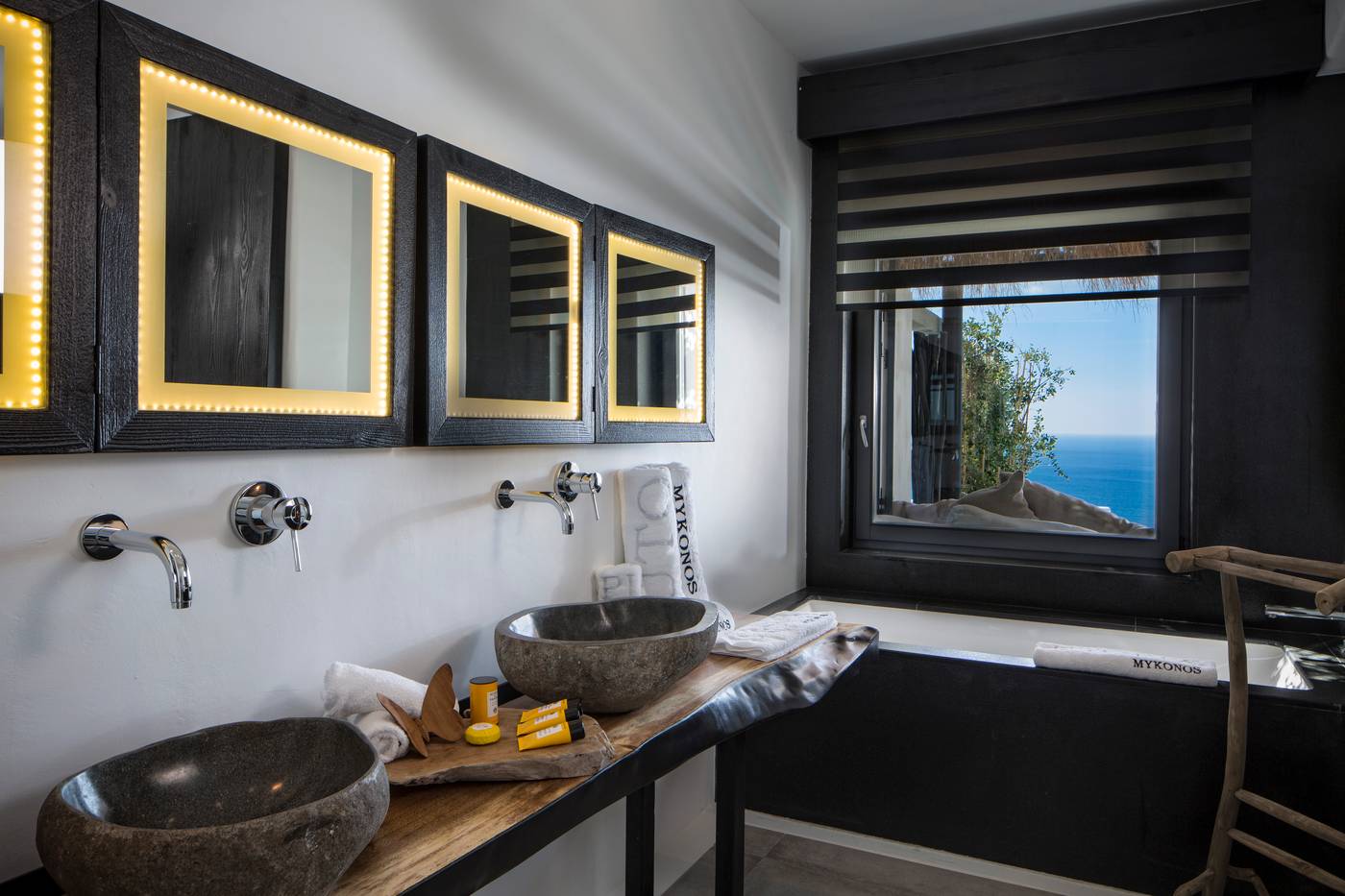 Myconian-Utopia-Room-44