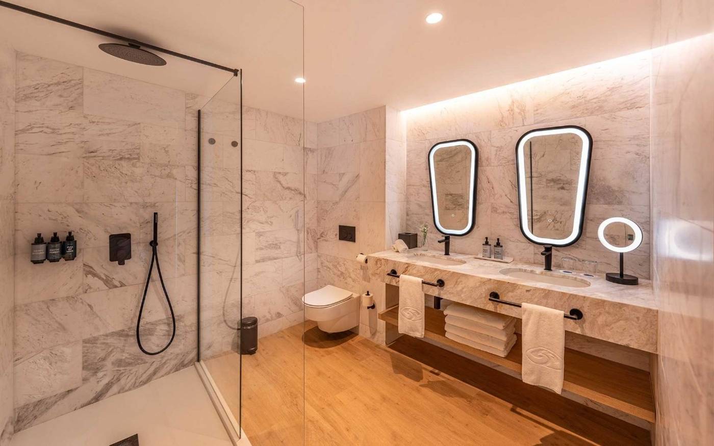 Grand-Palladium-Palace-Ibiza-Resort---Spa-Room-44