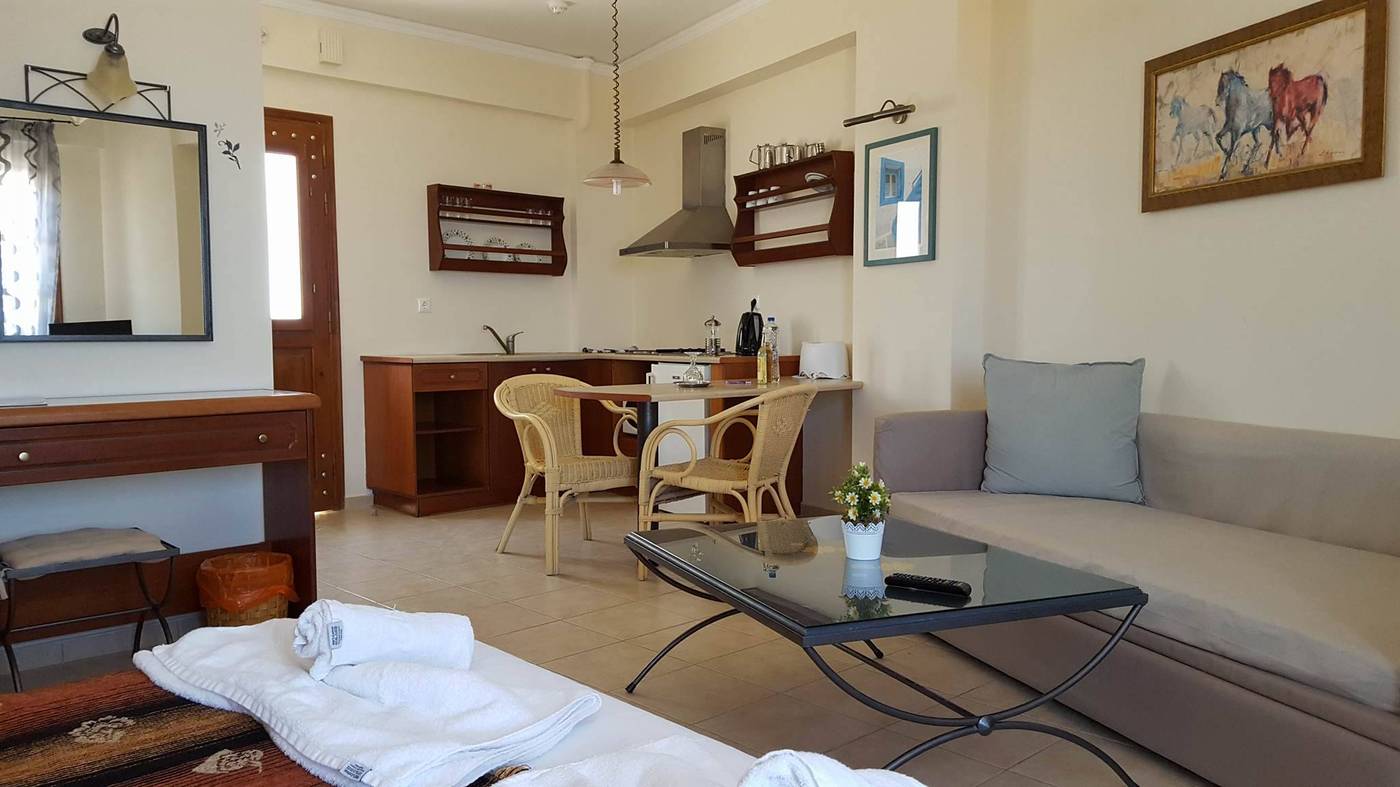 Amazones-Village-Suites-Room-19