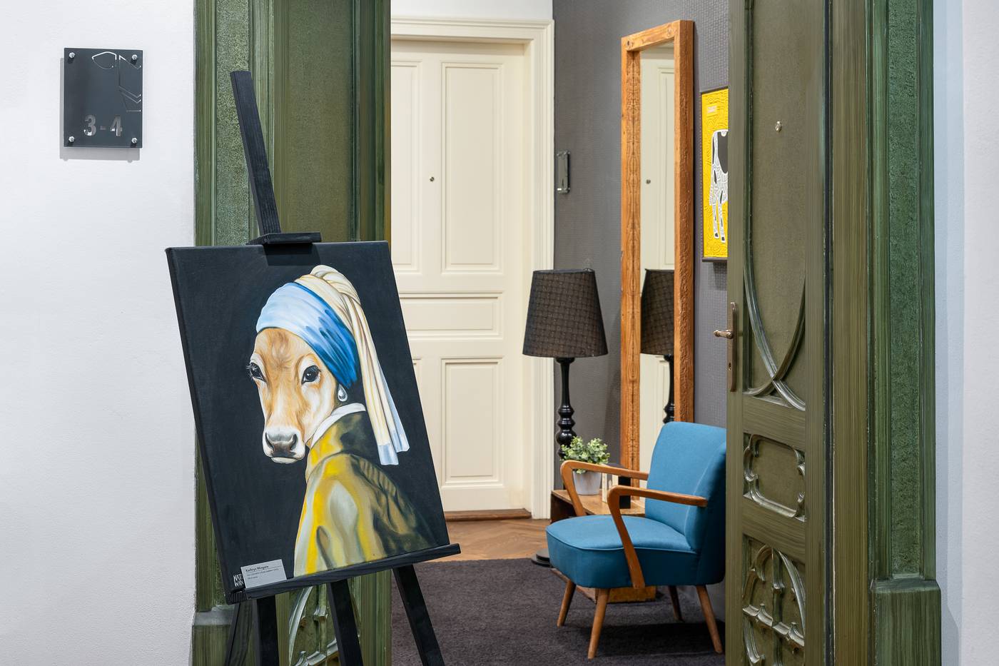 Mooo-Downtown-Lobby-8