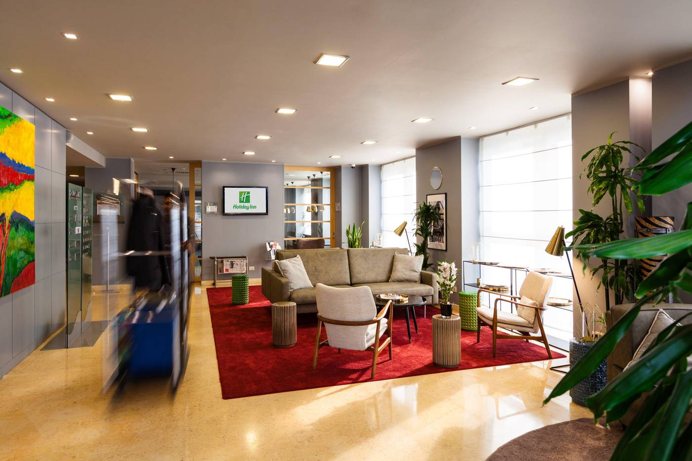 Holiday-Inn-Milan-Garibaldi-Station-Lobby-18