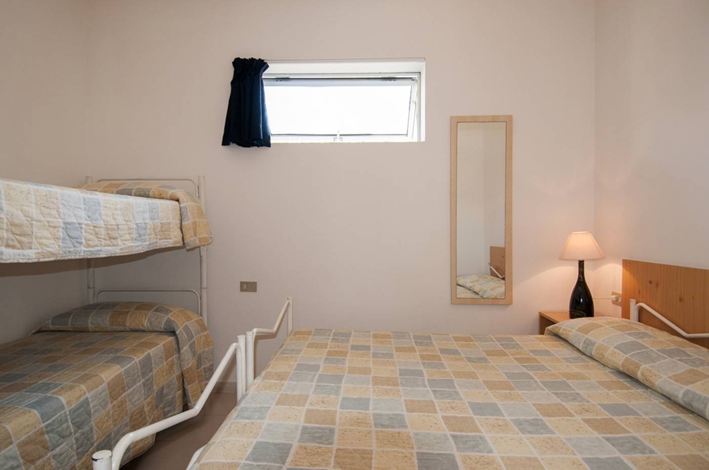 Club-Del-Sole-Roseto-Degli-Abruzzi-Easy-Camping-Room-21