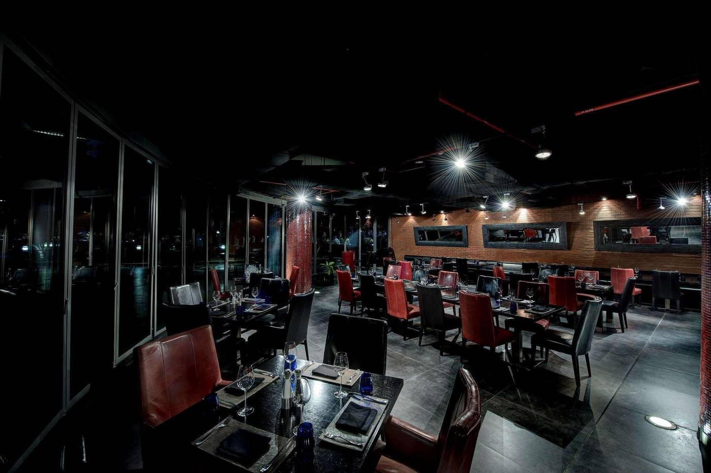 Dukes-The-Palm--a-Royal-Hideaway-Hotel-Restaurant-85