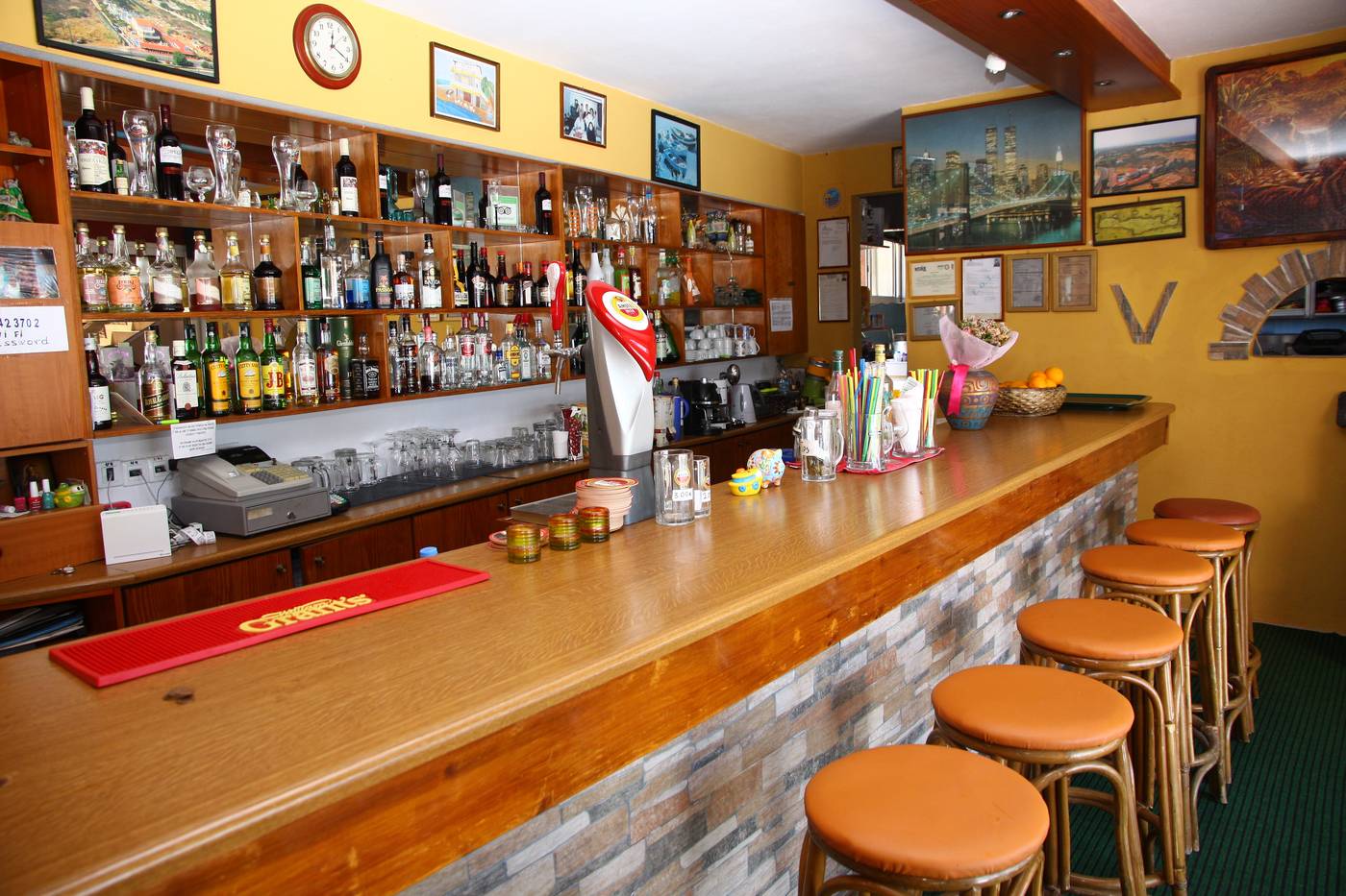 Villa-Marina-Bar-38
