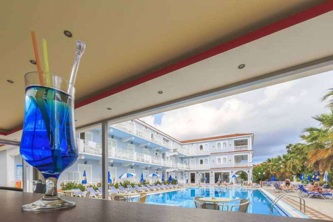 Sunshine-Bar-28