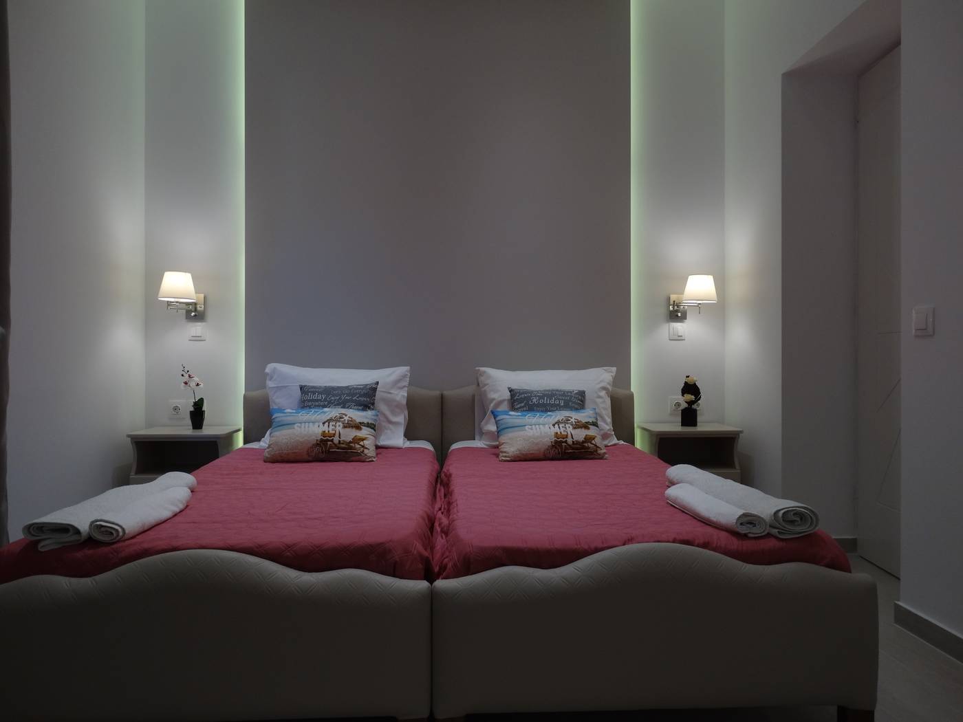 Makis-Apartments-Room-37