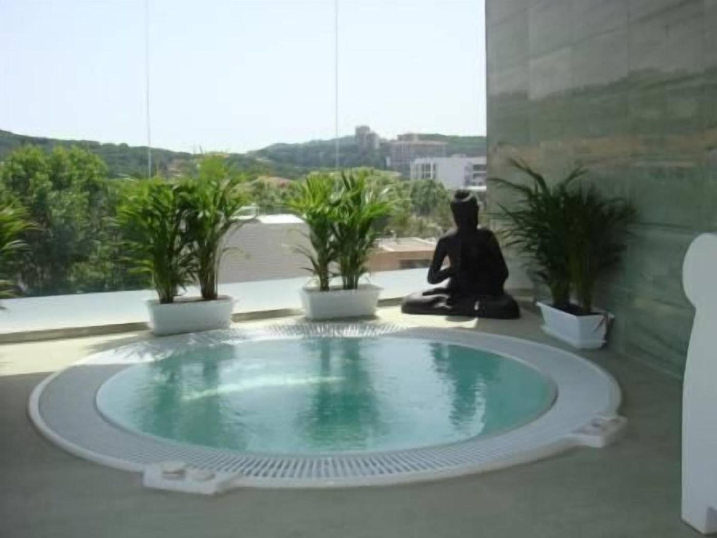 Pinar-del-Mar-Pool-41