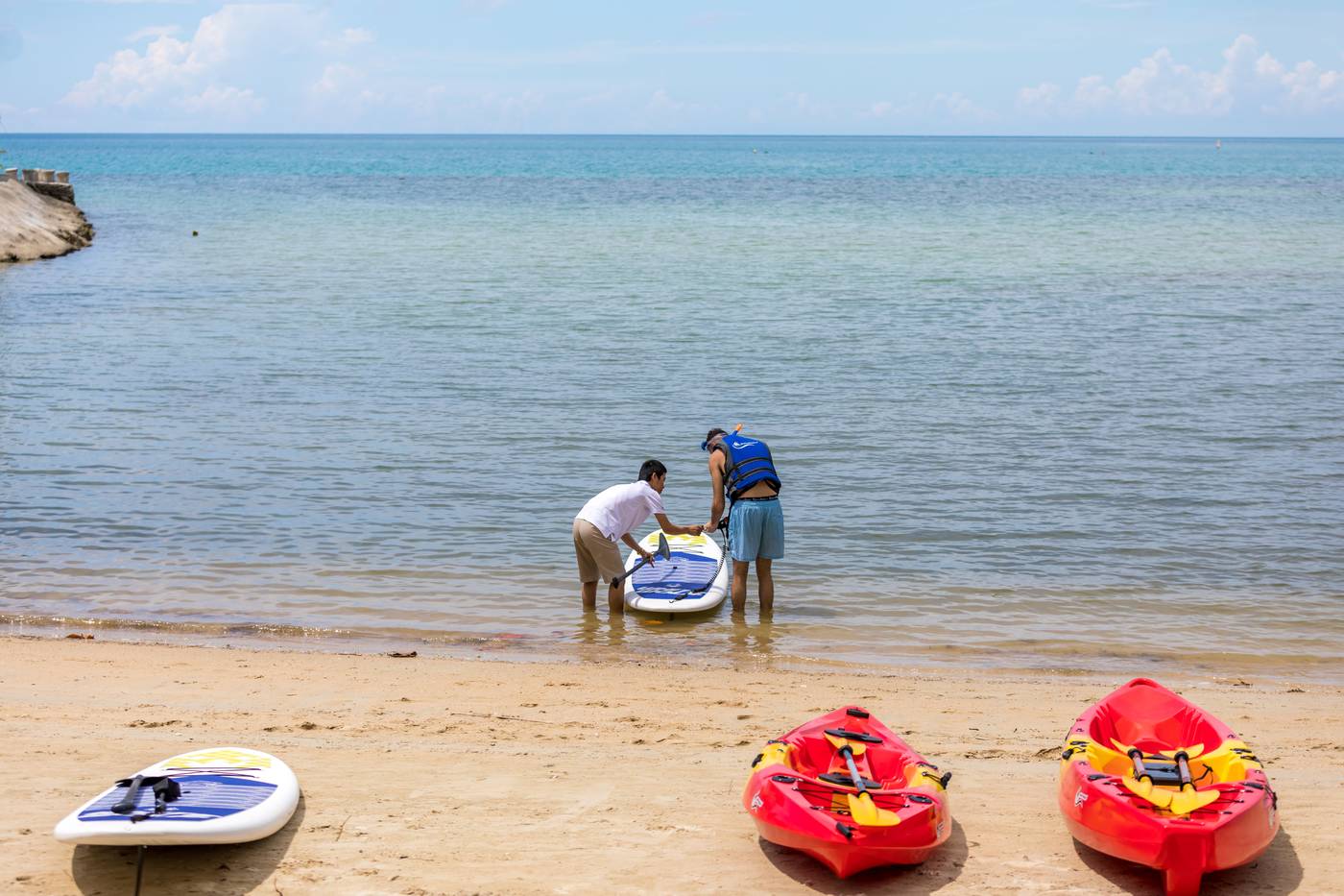 Outrigger-Koh-Samui-Beach-Resort-Sports-and-Entertainment-83