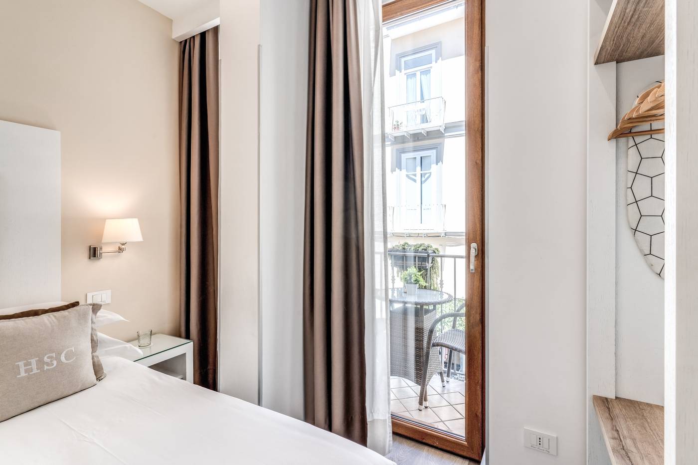 Sorrento-City-Room-45